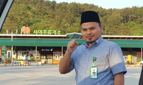 Ustaz Alnofiandri Dinar 