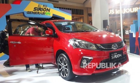 Daihatsu meluncurkan generasi ke-3 seri Siroin, All New Sirion, di Jakarta, Selasa (13/2). 