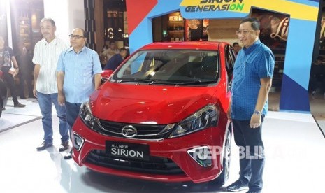 Daihatsu meluncurkan generasi ke-3 seri Siroin, All New Sirion, di Jakarta, Selasa (13/2). 