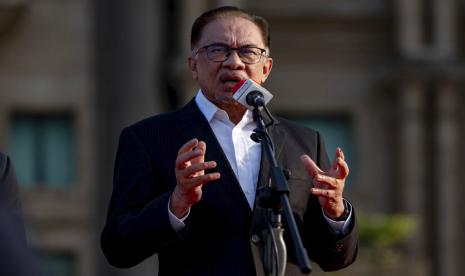Pembakaran Alquran, Anwar Ibrahim: Ingin Buktikan Apa, Sekuler, Anti-Islam, Anti-Agama?