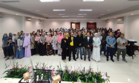 Dalam rangka mempererat hubungan antara kampus dan orang tua mahasiswa, Universitas BSI (Bina Sarana Informatika) Kampus Kaliabang sukses menyelenggarakan acara Bincang Kampus Bersama Orang Tua (BKOT) belum lama ini.