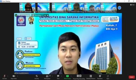 Dalam rangka meningkatkan lulusan yang berkompeten dan berdaya saing tinggi, Program Studi (prodi) Teknologi Informasi Universitas BSI (Bina Sarana Informatika) sukses menggelar pembekalan sertifikasi network administrator madya, Selasa (27/6) secara daring.