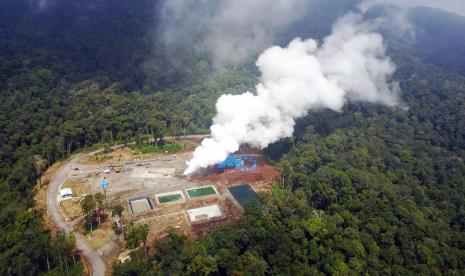 Dalam rangka menjalankan arahan Presiden RI Joko Widodo terkait  Grand Strategi Energi Nasional untuk transformasi energi dan memperkuat green economy, green technology dan green product, PT Pertamina (Persero) terus memprioritaskan berbagai program transisi energi menuju energi baru dan terbarukan dengan memanfaatkan sumber energi yang melimpah di dalam negeri serta mengoptimalkan infrastruktur dari bisnis yang ada.