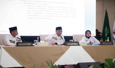 Dalam rangkaian Rapat Kerja Forum Sekretaris Daerah Seluruh Indonesia (Forsesdasi) Komisariat Wilayah Provinsi Sumatera Selatan di Guest House Griya Bumi Serasan Sekate, Kamis (8/9/2022), yang dipimpin langsung Ketua Forsedasi Komwil Sumsel yang juga Pj Bupati Muba Apriyadi menghasilkan beberapa usulan untuk disampaikan ke Pemerintah Pusat.