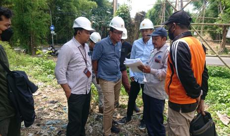 Dalam upaya tersebut, PT PLN (Persero) Unit Induk Pembangunan Jawa Bagian Timur dan Bali berhasil memberikan tegangan pertama (energize) pada 3 infrastruktur kelistrikannya, yakni Saluran Udara Tegangan Tinggi (SUTT) 150 kilovolt (kV) Surabaya Selatan-Kalisari dengan panjang lintasan 10,972 kilometer sirkuit (kms) yang terdiri dari 32 tower, Gardu Induk (GI) 150 kV  Kalisari Bay Couple dan Bay Line Surabaya Selatan 1 & 2 serta Gardu Induk 150 KV Surabaya Selatan Bay Line Kalisari 1 & 2.