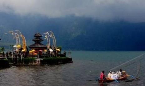 Danau Beratan di Bedugul, Kabupaten Tabanan Bali