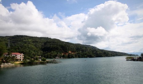 Danau Poso