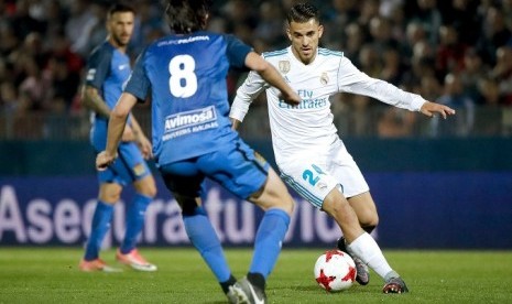 Dani Ceballos (putih)