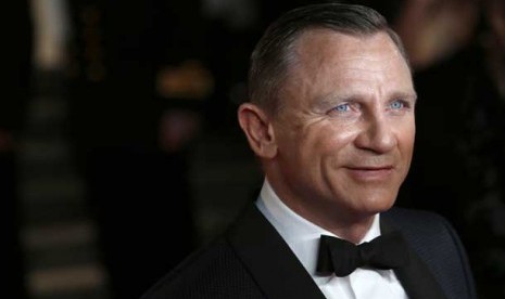 Daniel Craig 