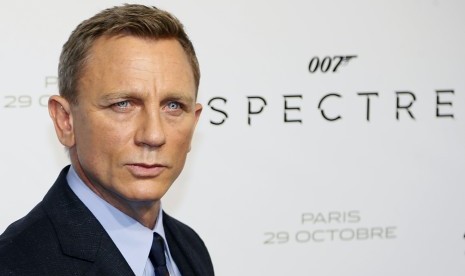 Daniel Craig