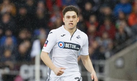 Daniel James