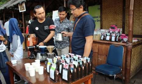 Daud Susanto salah seorang pemilik coffe shop di Purwakarta, mengaku, kopi asli Wanayasa memiliki keunggulan dibanding kopi dari daerah lain. Keunggulannya, terlihat dari biji kopinya. 