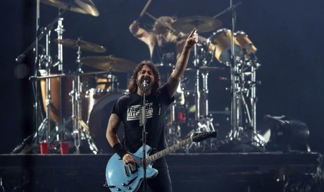 Vokalis Foo Fighters Dave Grohl mengaku telinganya tuli sejak 20 tahun lalu.