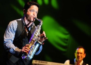 Dave Koz plays his sax. (photo file)