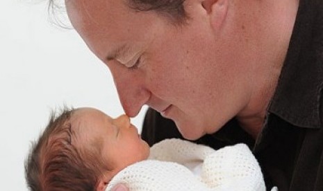 David Cameron dan anak bungsunya