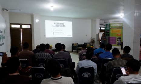  DD Pendidikan menggelar Seminar Penerapan Disiplin Positif Dalam Pengasuhan.