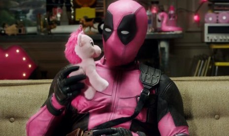 Deadpool pink dukung kanker.