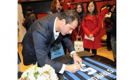 Dejan Stankovic, mengunjungi Paviliun Indonesia di Milan Expo 2015.