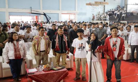 Deklarasi Pemuda Gama Pantura: Memperkuat Orang Muda untuk Mewujudkan Inklusivitas dalam Demokrasi di Gelanggang Olahraga (GOR) Dharma Ayu, Jalan Tridaya Timur, Kelurahan Karanganyar, Kecamatan Indramayu, Kabupaten Indramayu, Jawa Barat, Senin (8/1/2024).