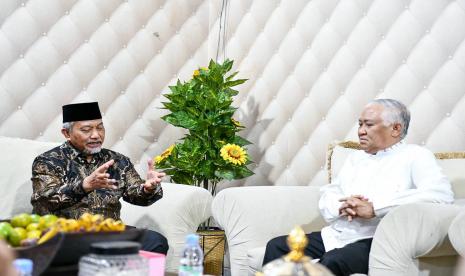 Eks Ketua Umum PP Muhammadiyah Prof Din Syamsuddin bertemu Presiden PKS Ahmad Syaikhu.