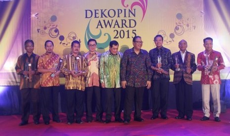 Dekopin Award 2015