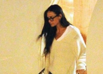 Demi Moore setelah rehabilitasi