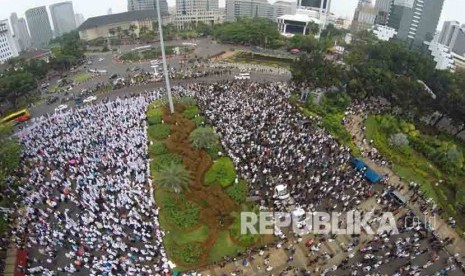 Demo tolak Ahok di Monas. (ilustrasi)