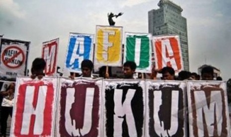 Demo anti mafia hukum