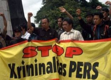 Demo anti kriminalisasi pers