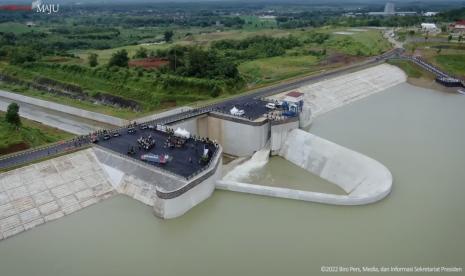 Dengan hadirnya Bendungan Sadawarna, Jokowi berharap dapat meningkatkan produktivitas pertanian khususnya di wilayah Kabupaten Indramayu.