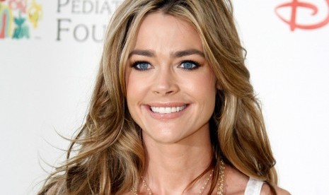 Rahasia Denise Richards Tetap Bugar Diusia 50 Tahun. Foto: Denise Richards