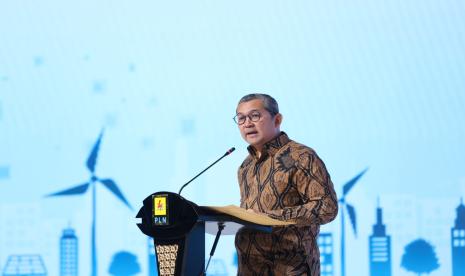 Deputi Bidang Kerja Sama Penanaman Modal Kementerian Investasi/BKPM RI, Tirta Nugraha Mursitama mengapresiasi PLN yang terus menjaga hubungan baik dengan para pelanggannya. Upaya ini kata dia, akan mendukung pertumbuhan investasi di Indonesia berjalan stabil.