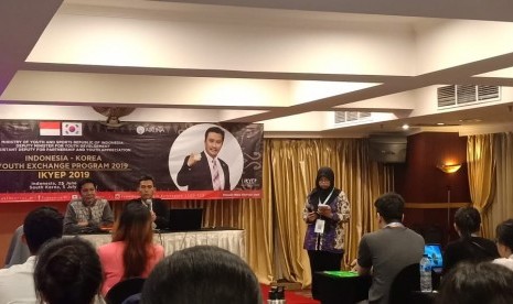 Deputi Bidang Pengembangan Pemuda Asrorun Ni’am Sholeh menyambut para peserta Pertukaran Pemuda Indonesia Korea 2019 di Hotel Ambhara, Jakarta pada Rabu (26/6) malam.