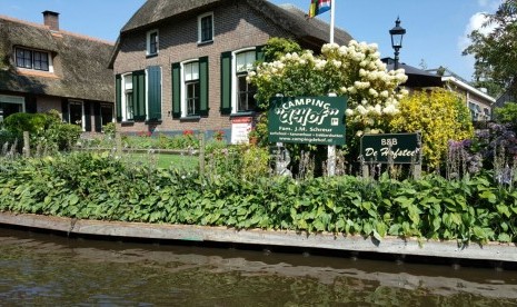 Desa Giethoorn di Belanda, tenang dan memesona.