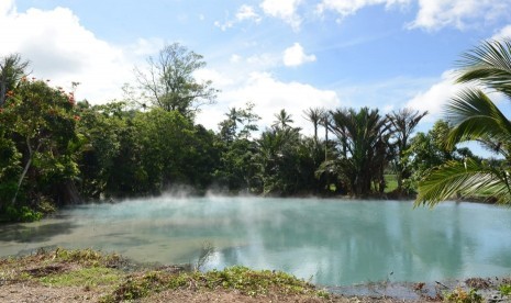 Destinasi wisata unggulan Pasar Hutan Ranowelo di Kabupaten Minahasa, Sulawesi Utara, diresmikan dan telah dapat dikunjungi mulai Kamis (28/3).