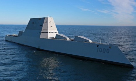 Destroyer kelas Zumwalt kelak akan menggantikan destroyer kelas Arleigh Burke yang menjadi andalan AL AS.