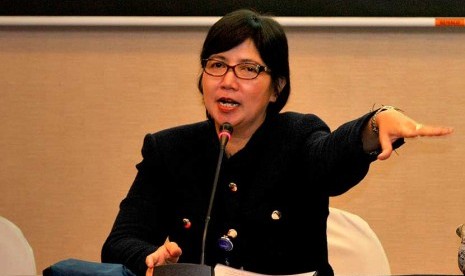 Destry Damayanti. Deputi Gubernur Senior Bank Indonesia (BI) Destry Damayanti mengatakan, depresiasi rupiah masih lebih baik dari negara berkembang lainnya.