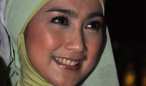 Desy Ratnasari