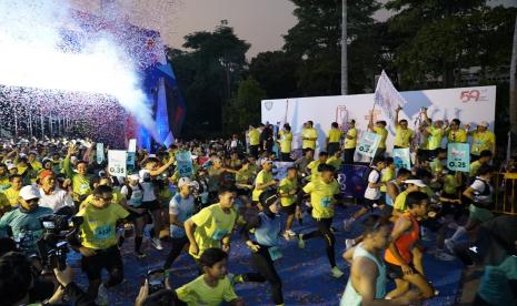 Dewan Komisaris dan Jajaran Direksi Telkom melepas peserta Digiland Run 2024 di Plaza Barat Gelora Bung Karno (GBK), Ahad (28/7/2024).