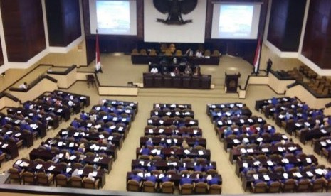 Dewan Perwakilan Daerah Republik Indonesia menerima 303 orang delegasi Fakultas Hukum, Universitas Pakuan Siliwangi Bogor di Gedung Nusantara V Komplek Parlemen, Kamis (12/5). 