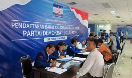 Dewan Pimpinan Pusat Partai Demokrat (DPP PD) resmi membuka pendaftaran verifikasi dokumen dan perbaikan kelengkapan dokumen bakal calon anggota DPR RI dari tanggal 6 Maret sampai dengan 31 Maret 2013.