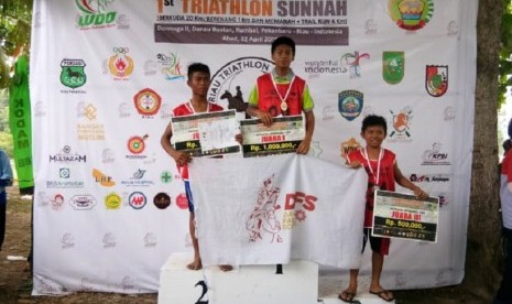 DFS juara II 1st Triathlon Sunnah Danrem 031 Wirabima Cup 2018.