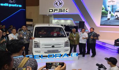 DFSK Indonesia memperkenalkan Gelora E dalam GIICOMVEC 2020.