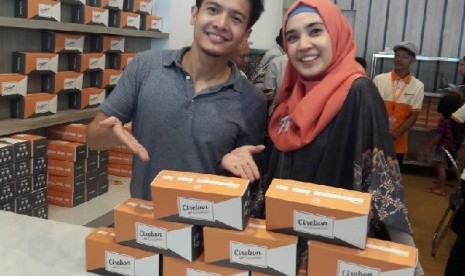 Dhini Aminarti dan Dimas Seto