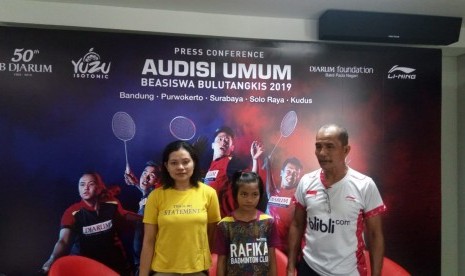 Dhiva Violya Marante (10 tahun) mengikuti audisi beasiswa bulu tangkis 2019.