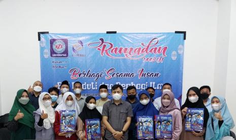 Di bulan suci Ramadhan, Universitas BSI (Bina Sarana Informatika) kampus  Sukabumi, menggelar kegiatan Berbagi Sesama Insan, dengan program berbagi peduli dan berbagi ilmu kepada masyarakat sekitar. Kegiatan yang berlangsung pada 14 dan 15 April 2022 ini, dihadiri oleh siswa-siswi SMA, tokoh masyarakat dan RT setempat.