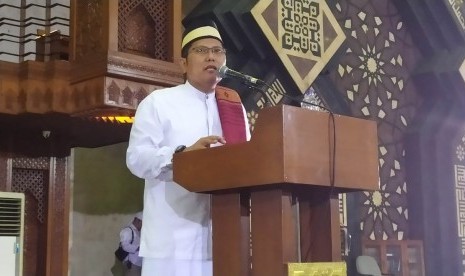 KH Cholil Nafis: Yang Terpapar Corona Haram Shalat Jumat. Foto: Ketua Komisi Dakwah dan Pengembangan Masyarakat Majelis Ulama Indonesia (MUI)KH Cholil Nafis