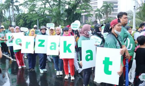 HUT ke-22 Baznas. Badan Amil Zakat Nasional Kota Mataram, Provinsi Nusa Tenggara Barat, menyebutkan, pengumpulan zakat, infak, dan sedekah (zis) pada 2022 melampaui target dengan realisasi Rp 5,8 miliar dari target Rp 5,5 miliar.