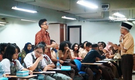 Dialog bertajuk “Tantangan Remaja Unggul Menghadapi Era Masyarakat 5.0” oleh Universitas Indonesia di Jakarta, belum lama ini.