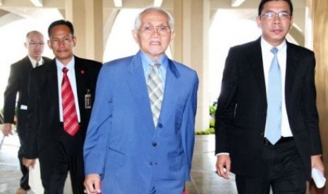 Diduga perusahaan milik Gubernur Negara Bagian Sarawak Malaysia, Taib Mahmud (tengah) telah berinvestasi senilai 30 juta dolar AS di Hotel Hilton Adelaide. 